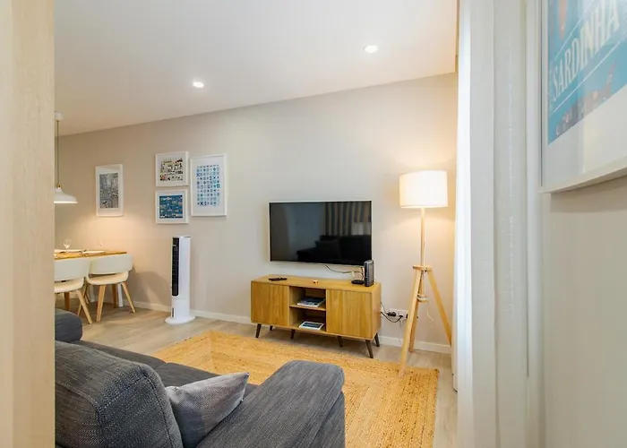 Sardinha, Apartment
